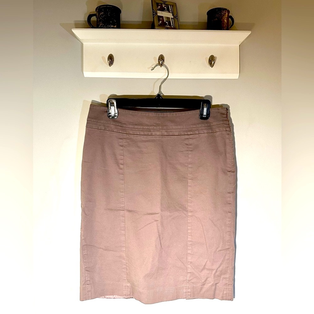 EUC LOFT LAVENDER LINED COTTON PENCIL SKIRT